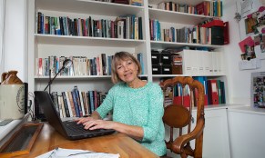 Sue_Elliott_151104_05